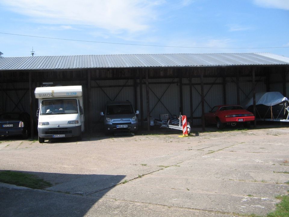 Carport Stellplatz für Caravan Boot Trailer Auto in Waren-Ost in Waren (Müritz)