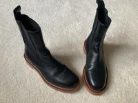 Damenstiefel H&M Gr. 37 Zustand 1A Leder schwarz Düsseldorf - Bilk Vorschau