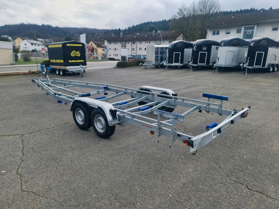 3500 kg Böckmann TPV BA 3500 L Bootstrailer gebraucht in Mosbach