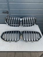 BMW X1 F48 F49 LCI Facelift Kühlergrill Grill Chrom Niere 8493450 Baden-Württemberg - Bönnigheim Vorschau