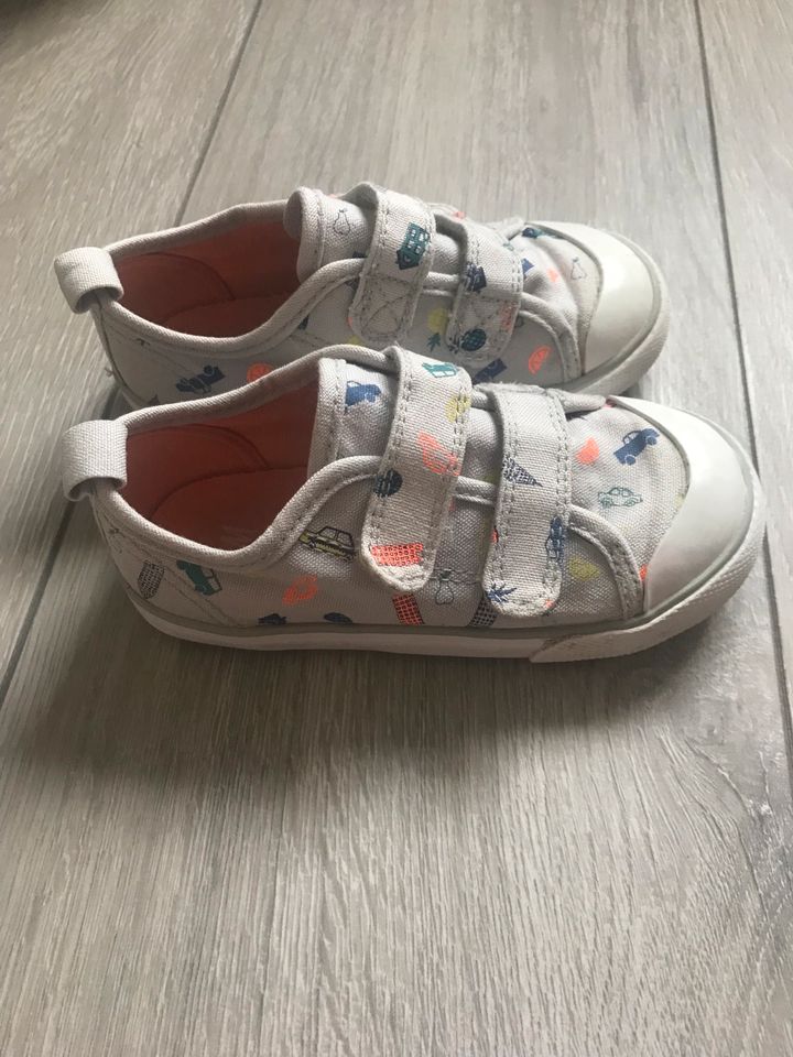 Kinder Stoffschuhe in Gaggenau