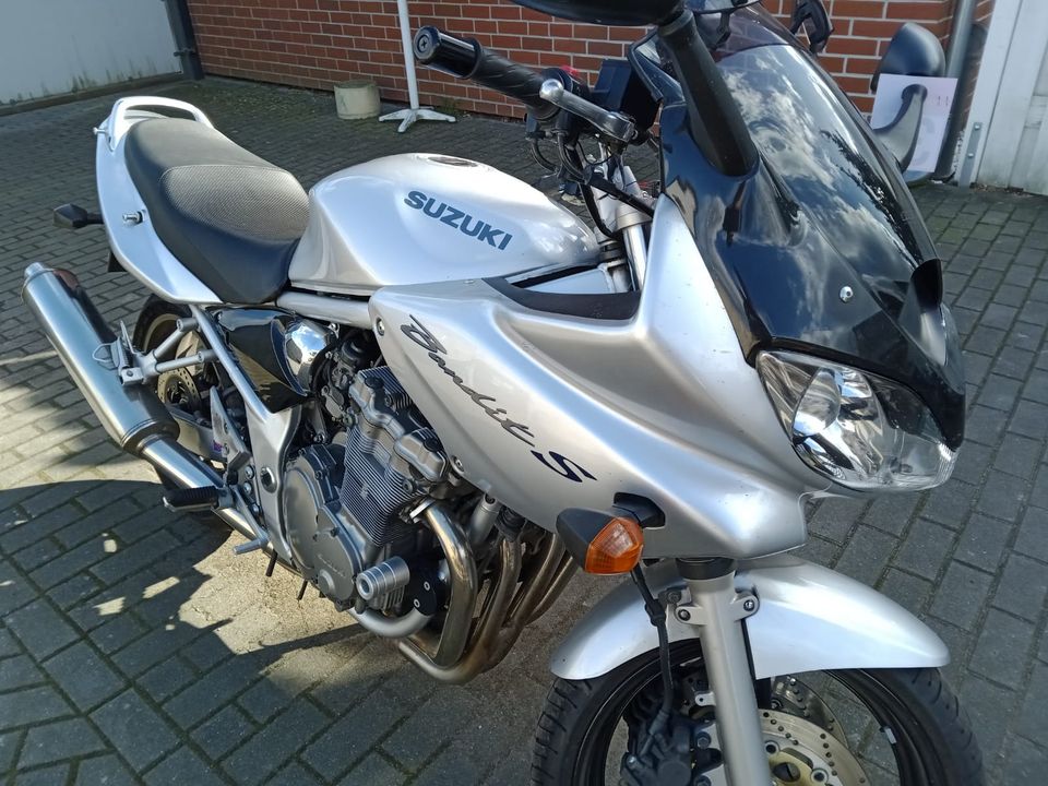 Suzuki GSF 600 S Bandit in Wandlitz