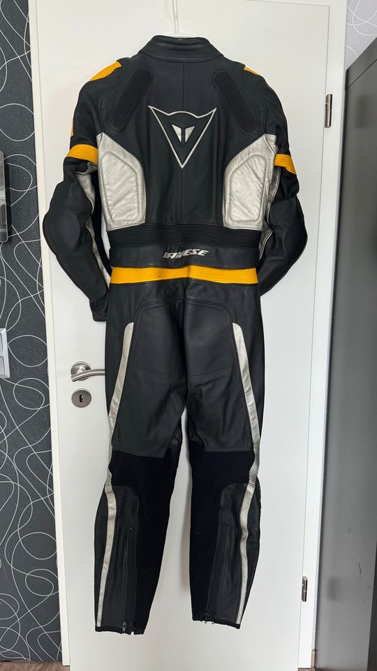 Dainese Lederkombi Gr. 48 M Lederjacke Lederhose in Leichlingen