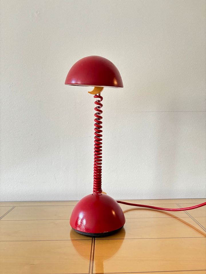 Memphis Style Lamp, 90er, Postmodern Tischlampe, Ycami, Space Age in Berlin