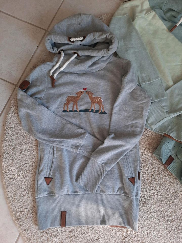 Naketano Pullover Hoddie Pulli Jacke Sterne Rehe Gr. M in Wacken