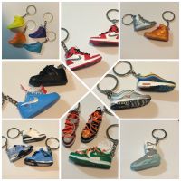 Mini 3D Sneaker Schlüselanhänger Nike Air Jordan Air Force Dunks Niedersachsen - Duderstadt Vorschau