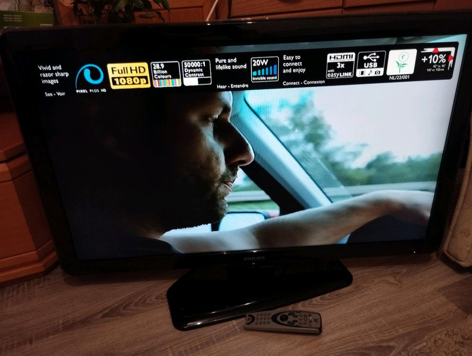 Fernseher Philips 42 Zoll in Wilhelmshaven