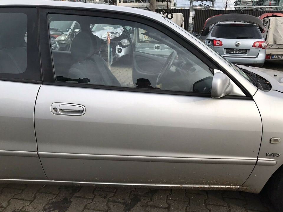 Toyota Corolla E11 Ersatzteile Gebrauchtteile Auto teile köln in Köln Vogelsang