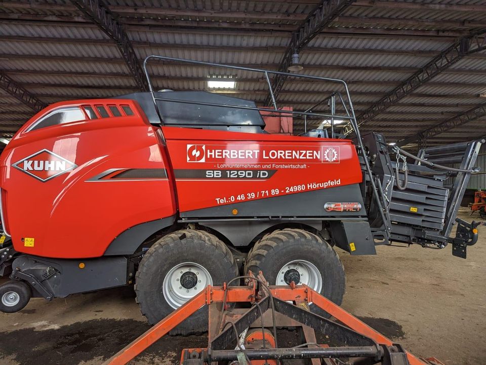 Kuhn Großpackenpresse SB 1290 iD OMNICUT *** IM KUNDENAUFTRAG *** in Stedesand 