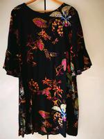H&M Kleid ** Gr. 42 Traum Muster Hessen - Maintal Vorschau