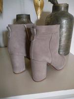 Stiefeletten NEU von KIOMI Gr.40 Saarland - Saarwellingen Vorschau
