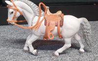 SCHLEICH Reitset Western (ohne Pferd) Hessen - Gladenbach Vorschau