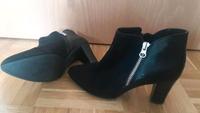 Wie neu Caprice Stiefelette, Boot,Pumps. Wildleder,Schlangendruck Kr. München - Garching b München Vorschau
