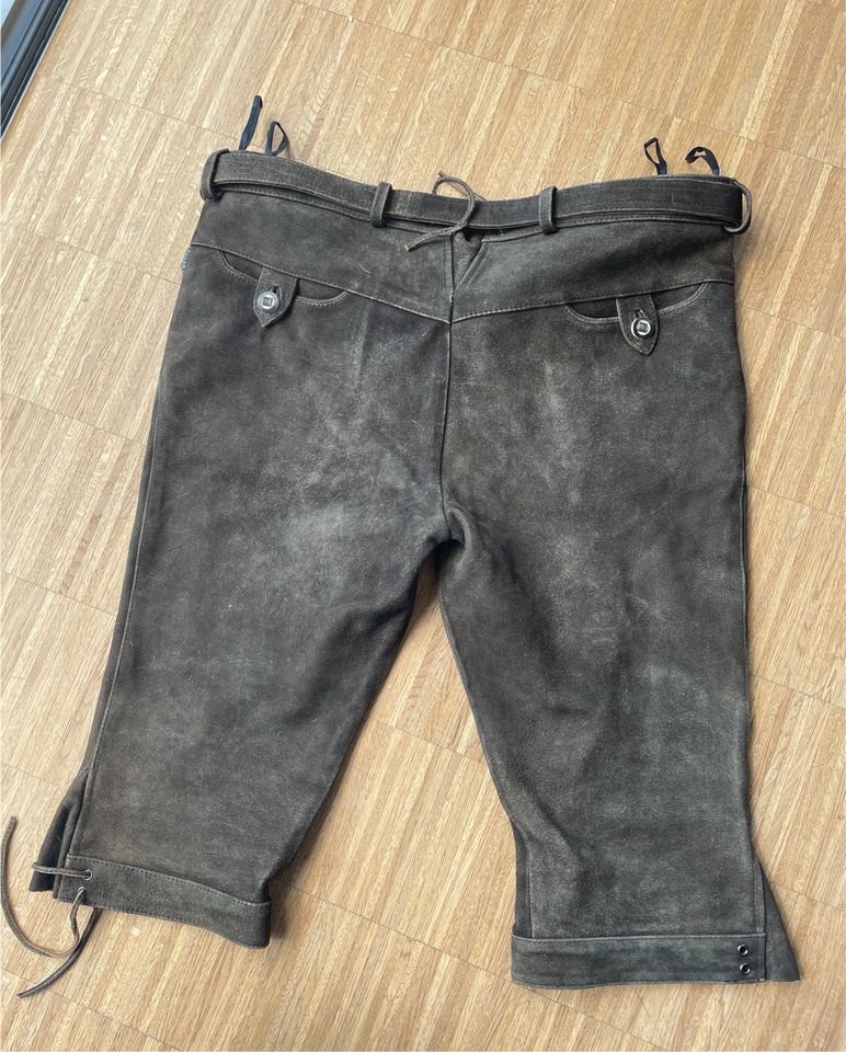 Dreiviertel Lederhose für Männer Gr. D:26, NL: 26 in Weißenburg in Bayern