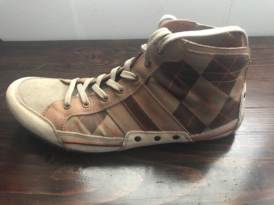 Schuh Bullboxer Größe 45 in Weferlingen