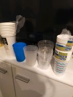 Set Einweg Becher Papier Plastik weiß durchsichtig Party trinken Hessen - Darmstadt Vorschau