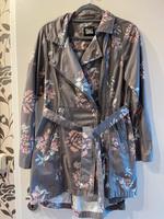 Damen - Jacke, Gr. M Sachsen-Anhalt - Dessau-Roßlau Vorschau