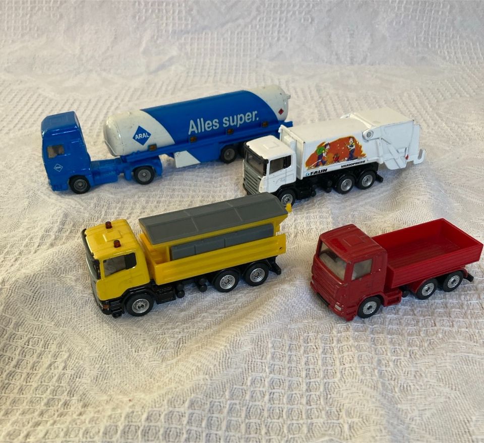 Spielzeug-Lastwagen in Frickenhausen