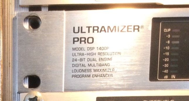 Behringer ultramizer pro dsp 1400p in Badbergen