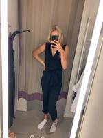 Jumpsuit H&M dunkelblau 34 XS Hessen - Brechen Vorschau