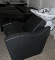 Friseureinrichtung Bedienerplatz mit Spiegel ohne Stühle Sachsen - Machern Vorschau
