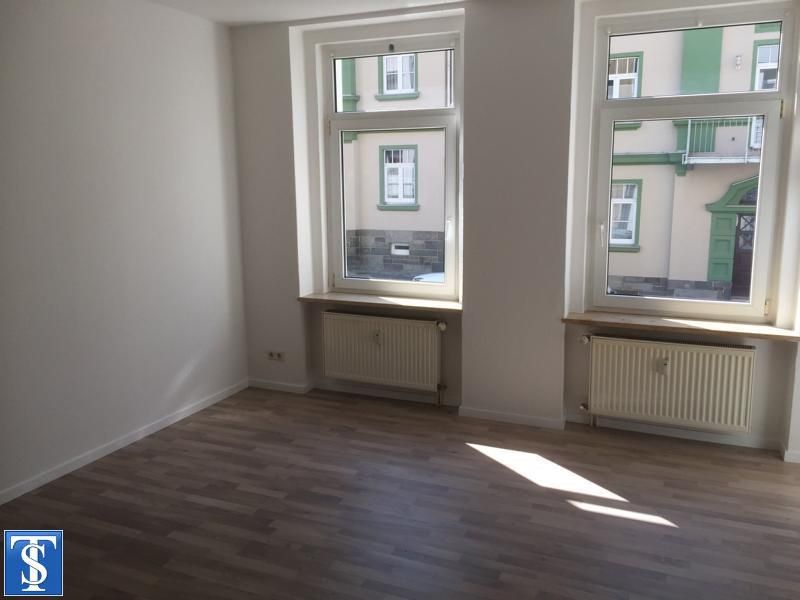 vermietete 1-Zimmer-ETW in HP mit Wanne und Balkon in Plauen (Reusa) in Plauen