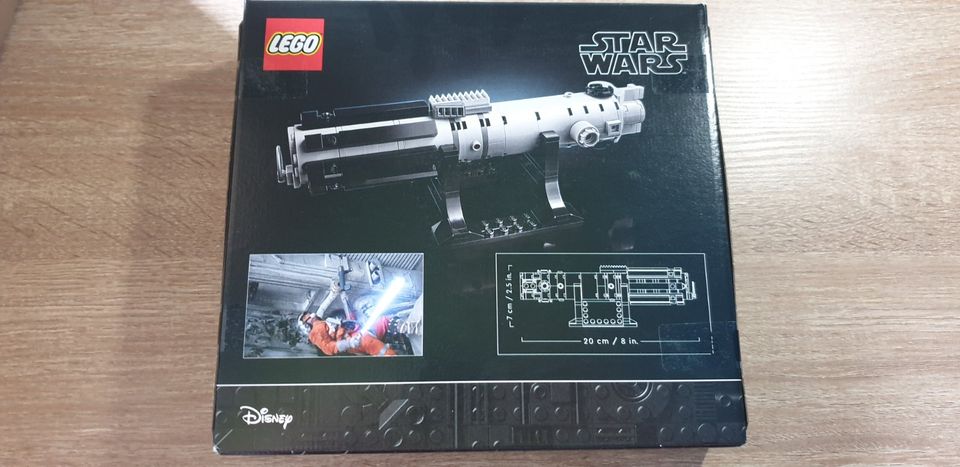 LEGO Star Wars 40483  Luke Skywalkers Lightsaber  Sammlerstück in Ingelheim am Rhein