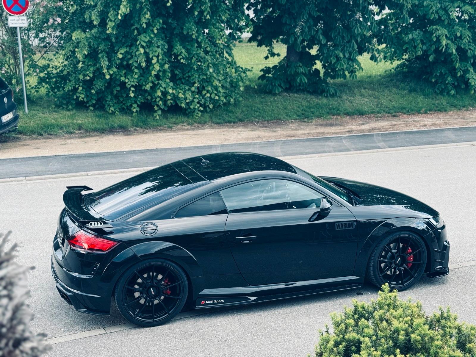 Abbildung des Autos Audi TTS-TTRS-Performanc…