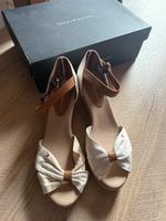 Tommy Hilfiger Keilsandalen gr.39 Berlin - Steglitz Vorschau