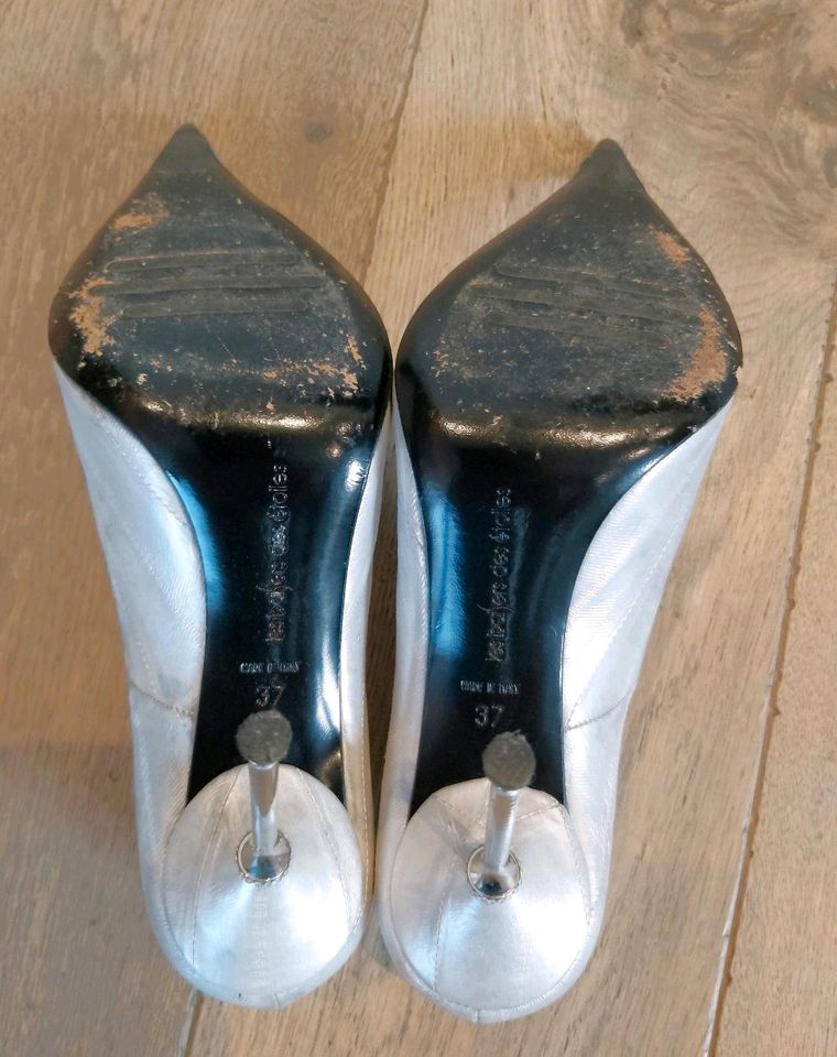 Les Baisers des Etoiles High Heel Stiletto Leder Pumps Vero Cuoio in Bad Driburg