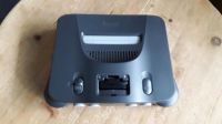 N64 Konsole mit Anleitung & 2 Controller Nordrhein-Westfalen - Neuss Vorschau