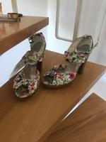 Geblümte Sandaletten H&M Vintage Sonderedition Berlin - Tempelhof Vorschau