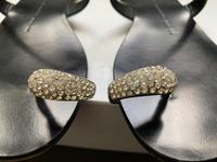 Giuseppe Zanotti Crystal Ring Sandalen Dianetten schwarz 37.5 Köln - Ehrenfeld Vorschau