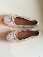 Tamaris Ballerina Leder ,beige Glitzer, Größe 39 Hessen - Lahntal Vorschau