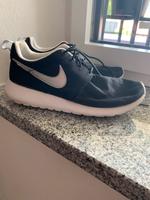 Nike Laufschuhe schwarz Bayern - Traunstein Vorschau