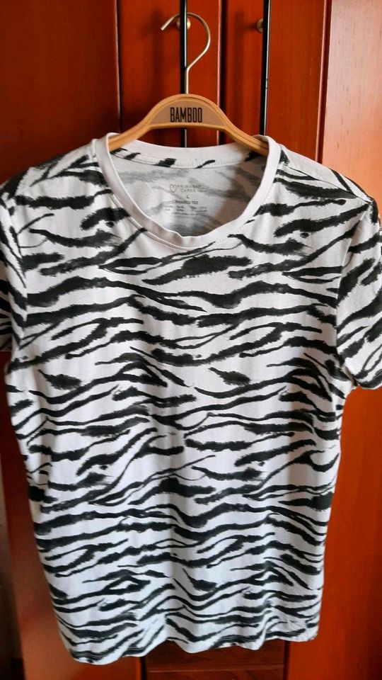Zebra-Shirt Gr. L in Gotha