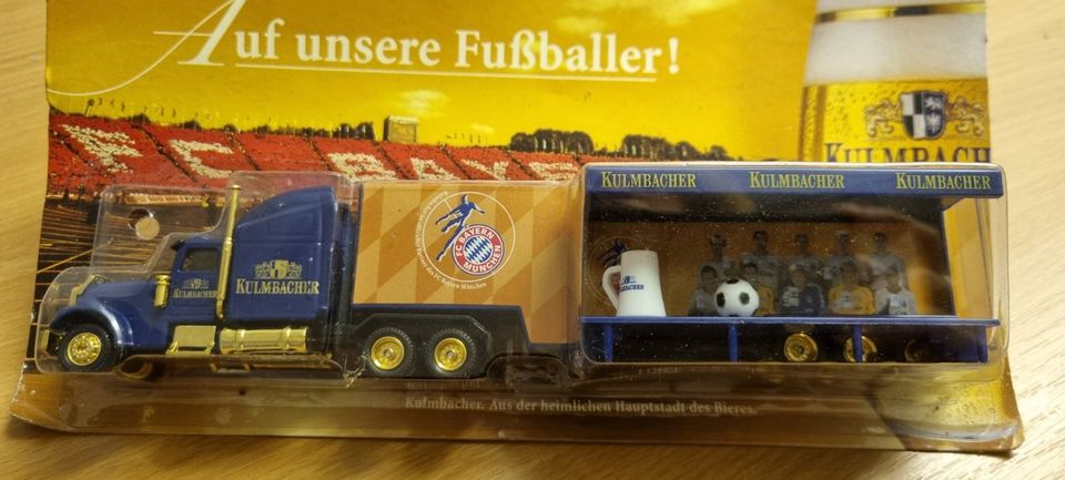 Bierwerbe-LKW, Werbetruck Kulmbacher,  FC Bayern Fan in Bergkamen