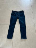 Levi’s Jeans Gr. 30, sehr guter Zustand, dunkelblau Hamburg - Bergedorf Vorschau