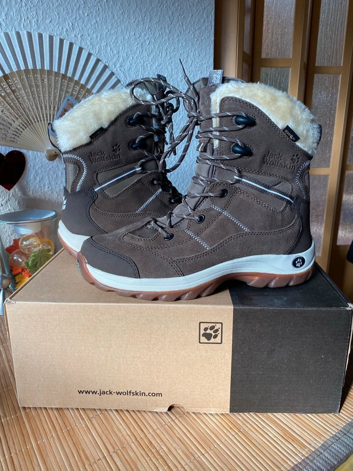 Jack Wolfskin Winterboots Outdoorstiefel Damen Neu Gr.39,5 in Ratingen