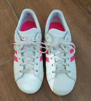 Tolle Adidas Sneakers (36) Bayern - Buttenwiesen Vorschau