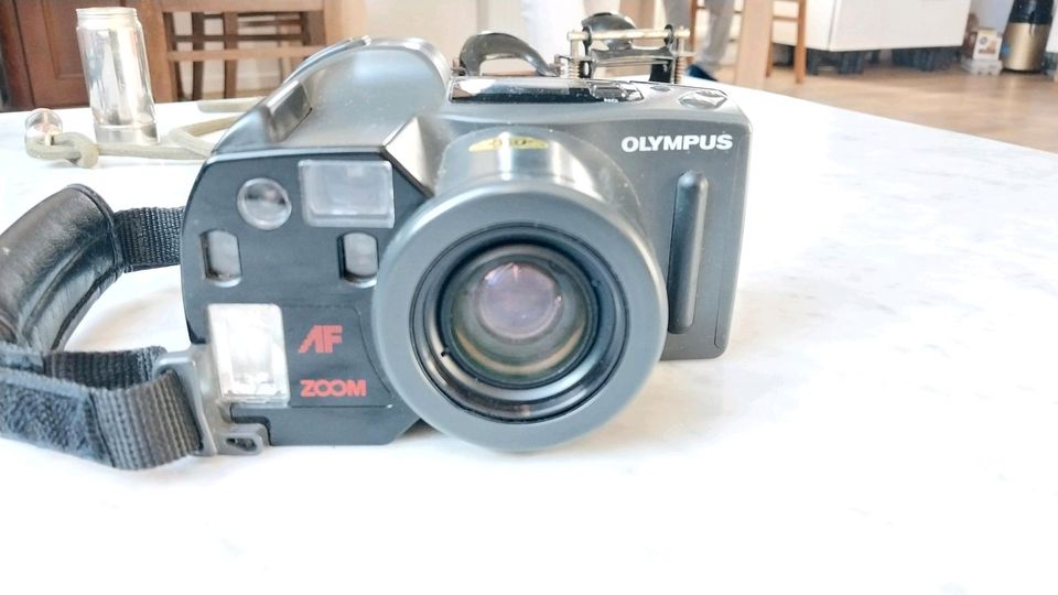 OLYMPUS AZ-300 Superzoom Sucherkamera in Gaildorf