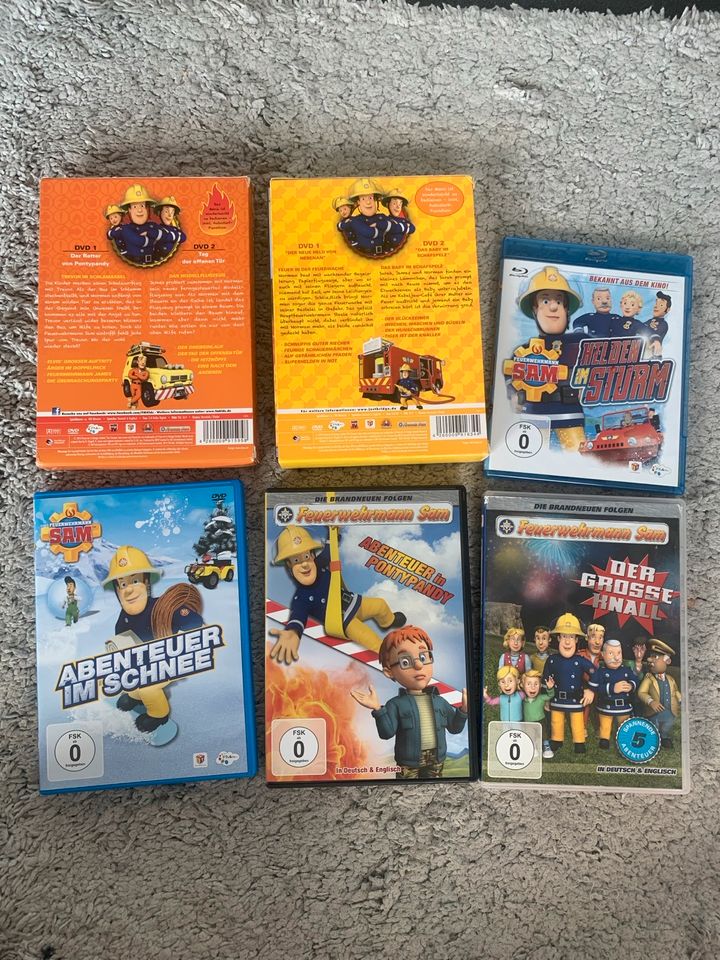 8 DVD Feuerwehrmann Sam Film Kinder Auto Urlaub in Allendorf