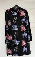 Kleid schwarz Blumen S.Oliver Gr. 36/38 Niedersachsen - Bad Harzburg Vorschau