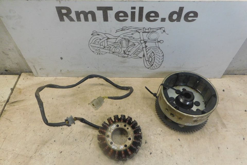 Suzuki GN250 in Teilen Teile Ersatzteile wie Gabel Räder in Westoverledingen