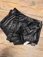 Coole Shorts lederoptik punk mit Gürtel in schwarz Bayern - Frensdorf Vorschau