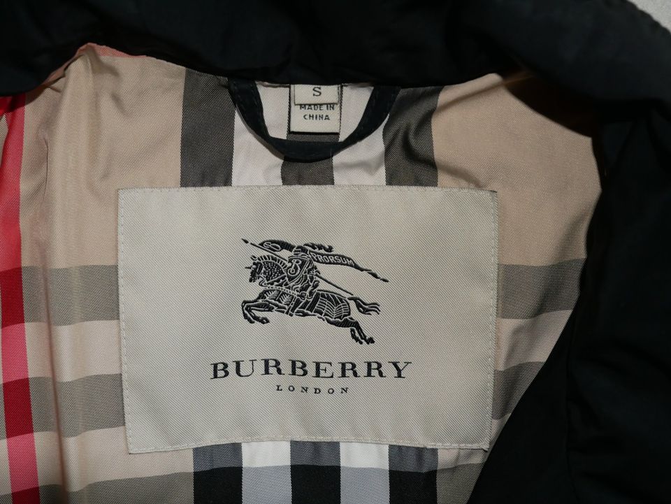 Original Burberry Daunenjacke Bomberjacke Gr50 M Winterjacke in Hannover