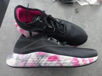 Reebok Sportschuh/Sneaker schwarz Gr. 37 Bayern - Mainaschaff Vorschau