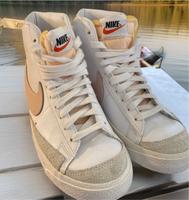 Nike Blazer Gr. 38,5 Schleswig-Holstein - Bornhöved Vorschau