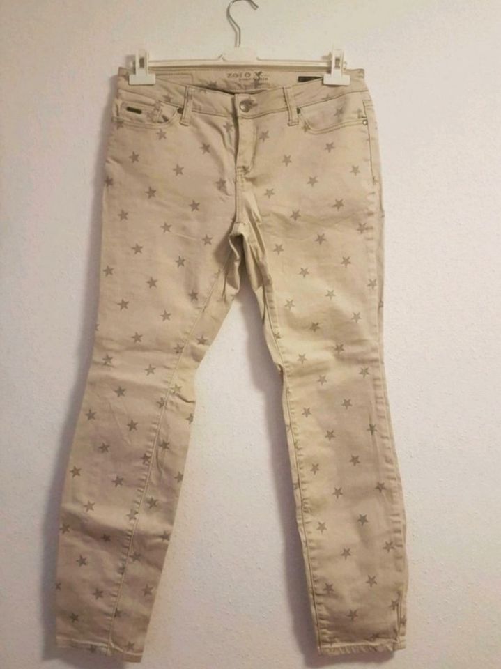 Zero Jeans Beige mit Sternen gr 38/30 in Lünen