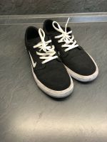 Nike SB schwarz weiß Größe 41 Bayern - Geltendorf Vorschau